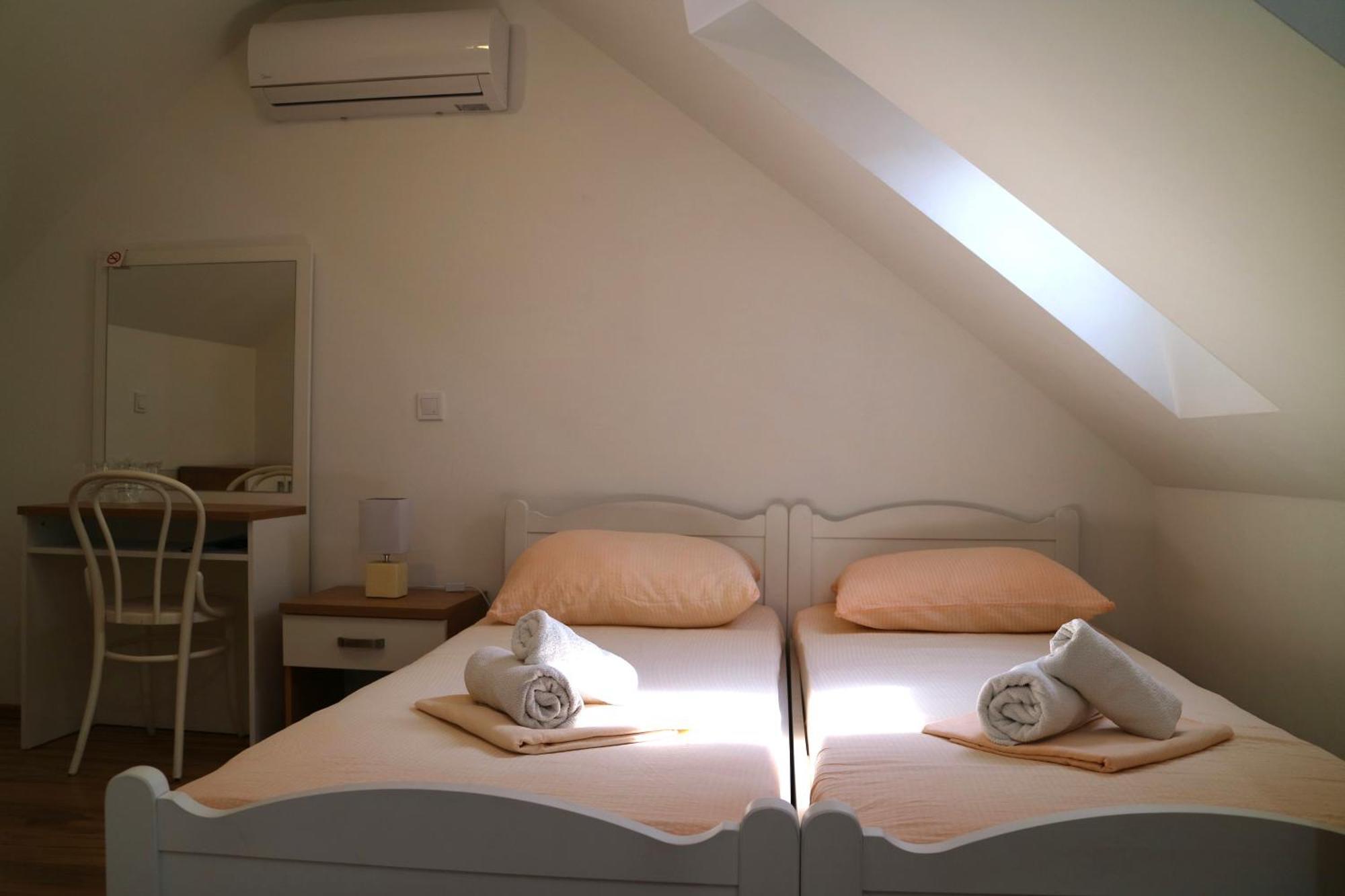 Studio Apartments & Rooms Lela, Sipan Island Šipanska Luka Стая снимка