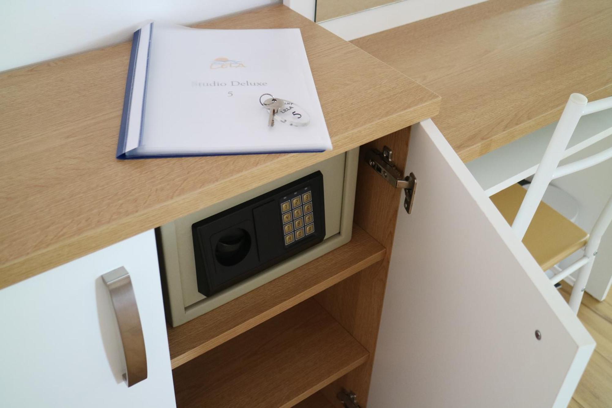 Studio Apartments & Rooms Lela, Sipan Island Šipanska Luka Екстериор снимка